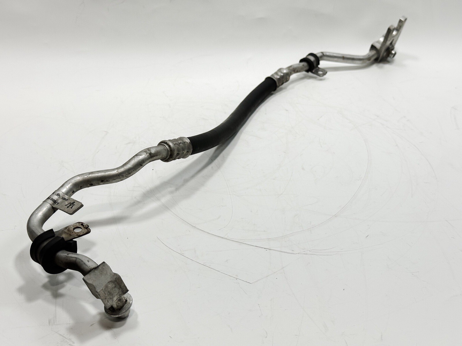 Maserati Ghibli QuattroPorte AC Compressor to Condenser Hose, Used P/N 670001939