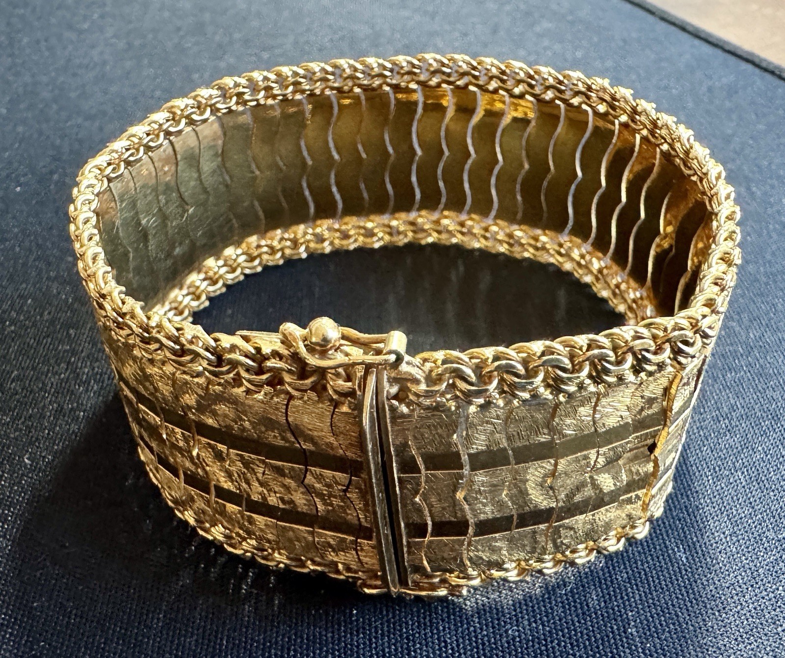 Stunning 18K Solid Gold Woven Statement Bracelet … - image 1
