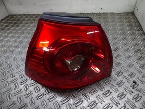 VW Golf 5 Rücklicht 1K6945095AC Links Außen Bj.2007 Nr.4