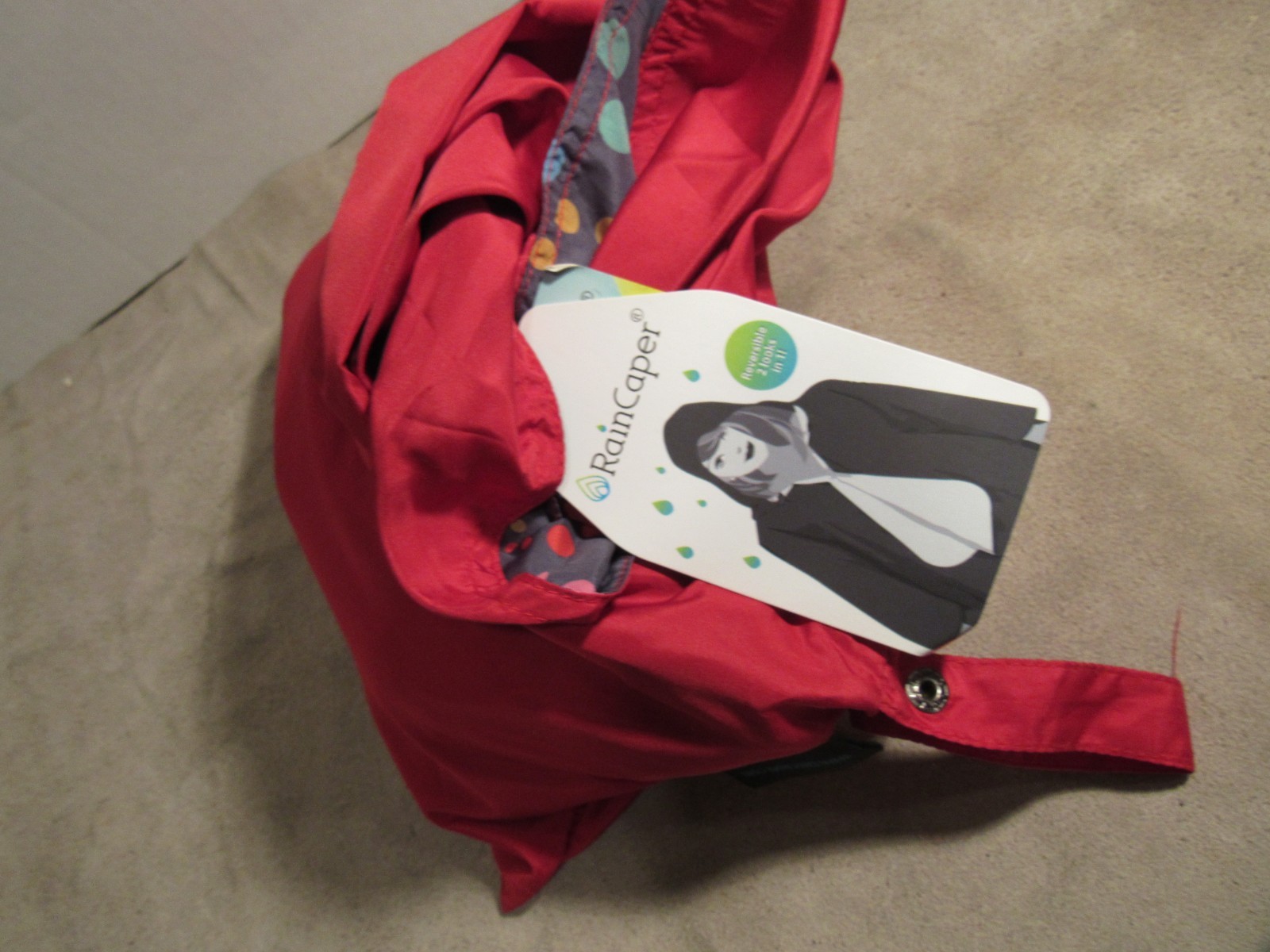 RainCaper Reversible Rain Poncho Coat Red/Dot Travel Hooded One Size NWT