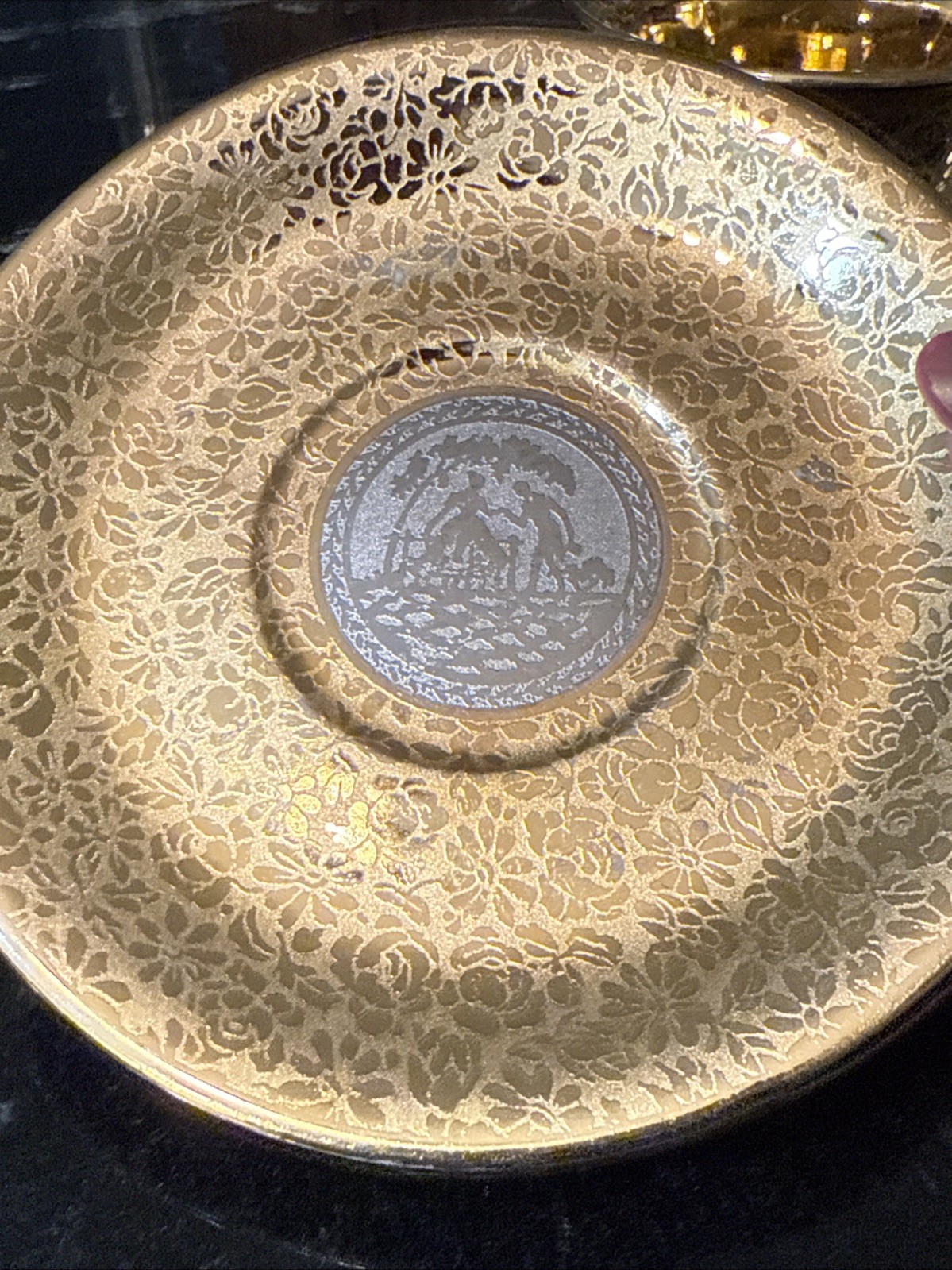 Vtg Le Mieux China 24K Gold & Platinum France Floral Courting Couple Plate & Cup
