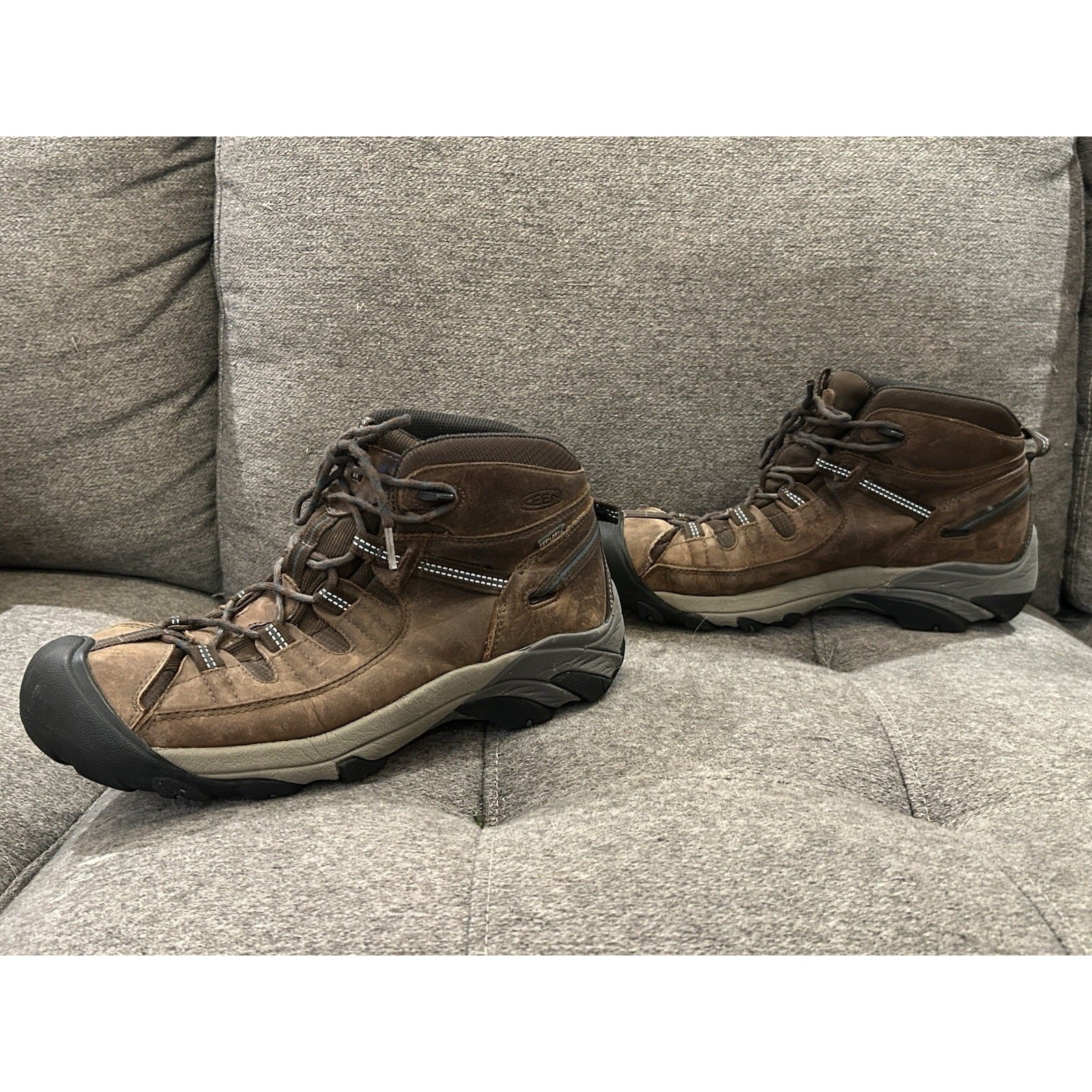 Stivali da trekking impermeabili Keen da uomo taglia 11