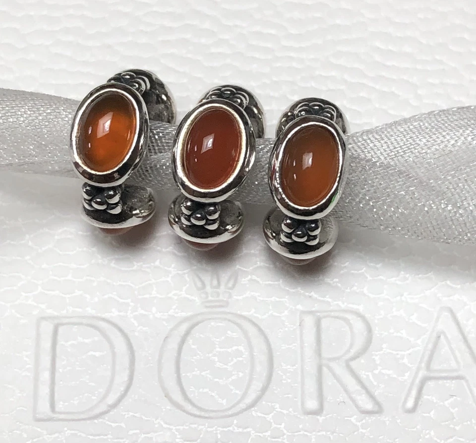 (1) RETIRADO Y RARO Auténtico Pandora Triple Cornalina Cabuchan Dije #790564CAR Foto 4 de 4