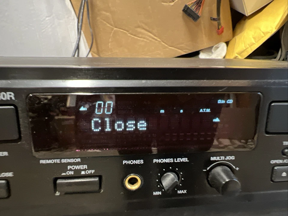 Denon DN-C550R CD Recorder UNTESTED - Image 3 of 4