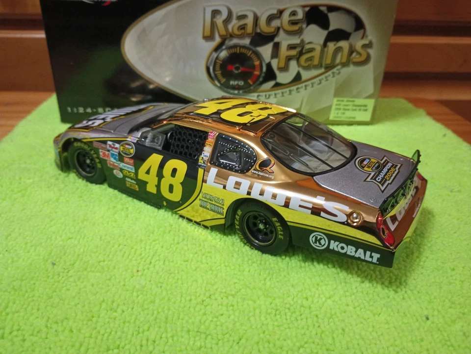 Jimmie Johnson 2006 1er Campeonato escala 1/24 RFO 24KT oro Monte Carlo 64/108 Foto 3 de 4