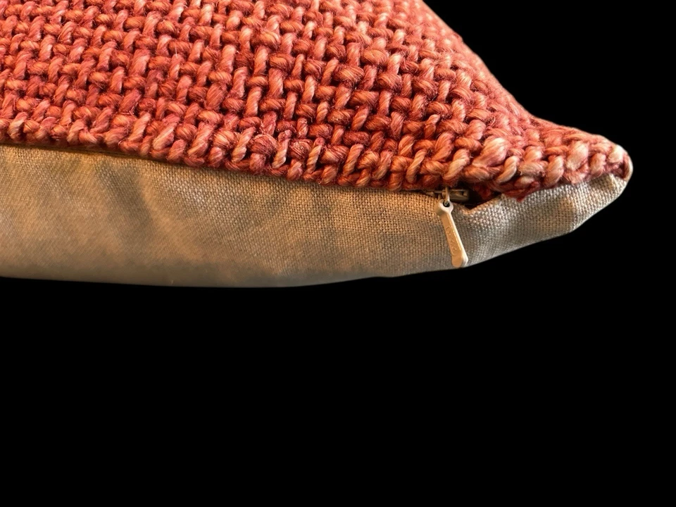 POTTERY BARN Throw Pillow Coral Linen Hopsack Basketweave Woven 20 x 20 Cottage - Image 2 of 4