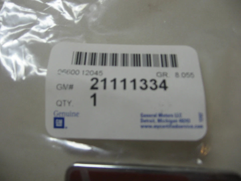 NUEVO EMBLEMA CAPÓ SERIE L SATURN 2000-2002 SERIE LW 21111334 Foto 2 de 2