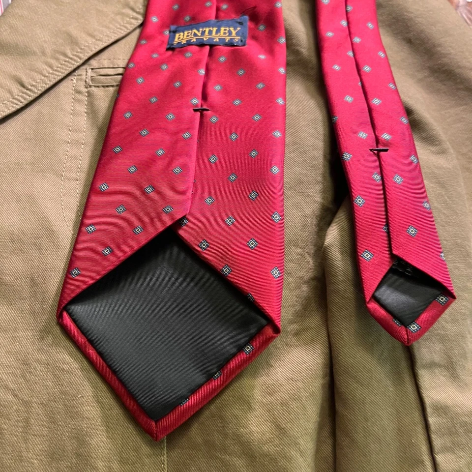 Corbata Bentley diseño cachemir seda rojo tostado verde Foto 4 de 4
