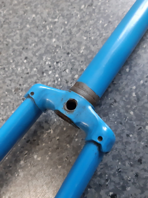 Fourche De Route En Acier Vintage Raleigh Années 80 - 700c, Filetée 1", Couleur Bleu RAL 5015 - Pour Vélo De Route