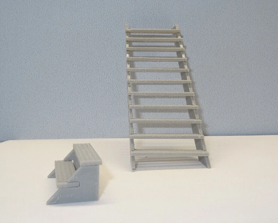 Neuheit Spur G Metalltreppe Gitterstufen Bausatz 1:22,5 Modelleisenbahn Diorama - Bild 2 von 4