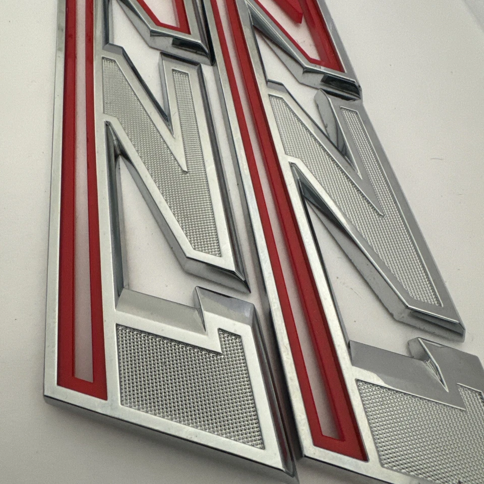 2019-2022 OEM Chevy Silverado 1500 Z71 Fender Emblem Badge 23400397 Chrome & Red - Image 3 of 4