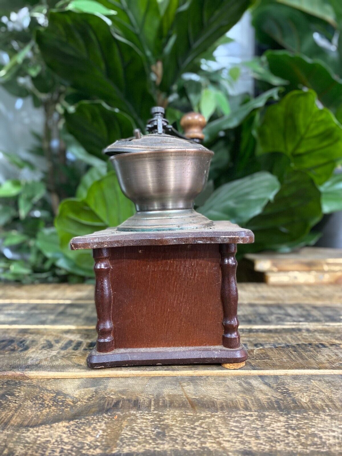 72 1980’S ANDRONICUS HAND COFFEE GRINDER VINTAGE RARE COLLECTION