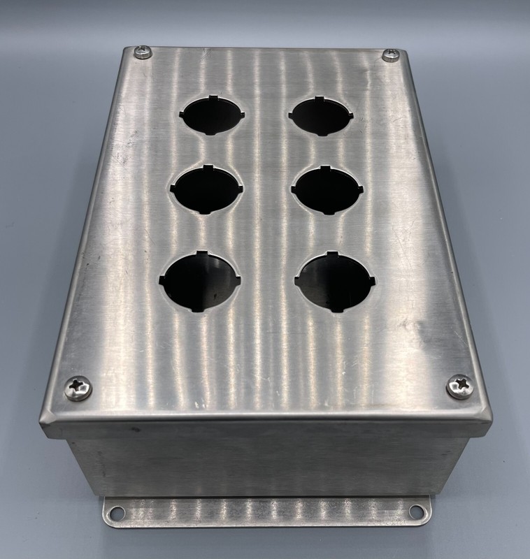 Corrosion-Resistant Washdown Enclosure, 316 Stainless Steel, Hinged Cover, for 3