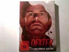 Dexter - Die fünfte Season [4 DVDs] Hall, Michael C., Julie Benz  und Jennifer C