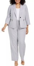 Le Suit Plus Size Pinstripe Pantsuit Black and White Size 18W NWT