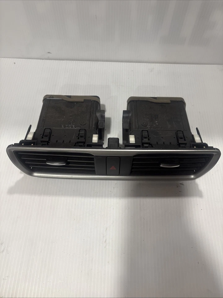 Mazda 3 2014-2018 tablero central delantero aire acondicionado ventilación OEM Foto 2 de 4