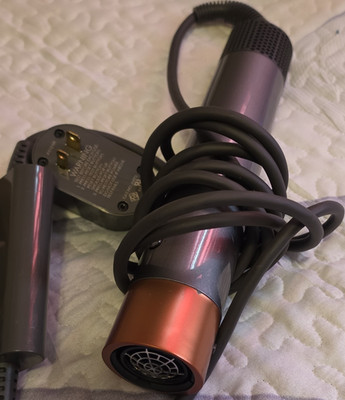 Dyson Airwrap Multi Styler Gray Copper with Attachments & Interchangeable Barre 
