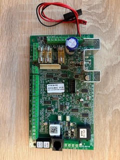 PCB de repuesto de servicio de alarma Honeywell Galaxy G2 v1.53 usado.