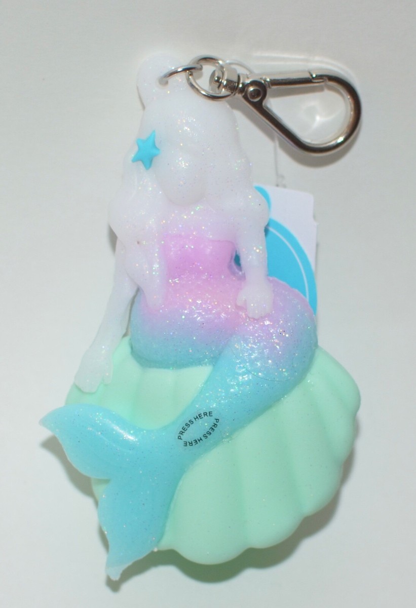 BATH & BODY WORKS MERMAID SHELL POCKETBAC HOLDER SANITIZER CASE
