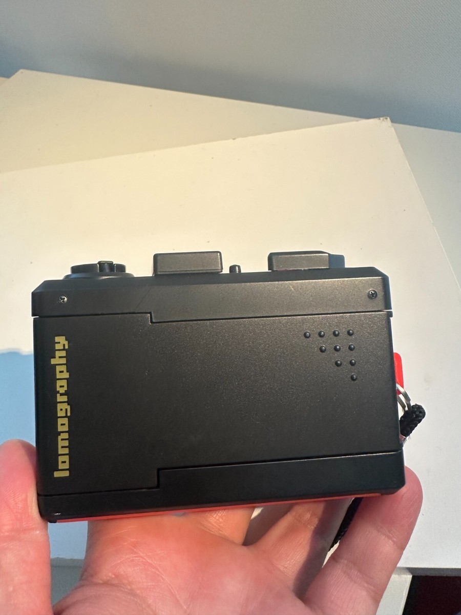 Lomography Oktomat 35mm Film Camera 8 Lens Sequential Photography
