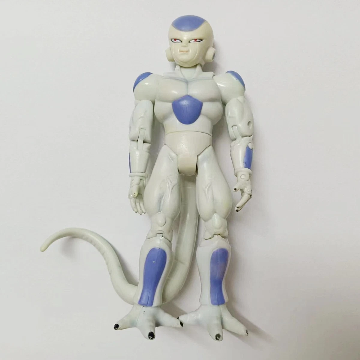 LOT DE 80 Figurines Dragon Ball Z - 1989 AB Production + plateforme de combat EUR 80,00 - FR
