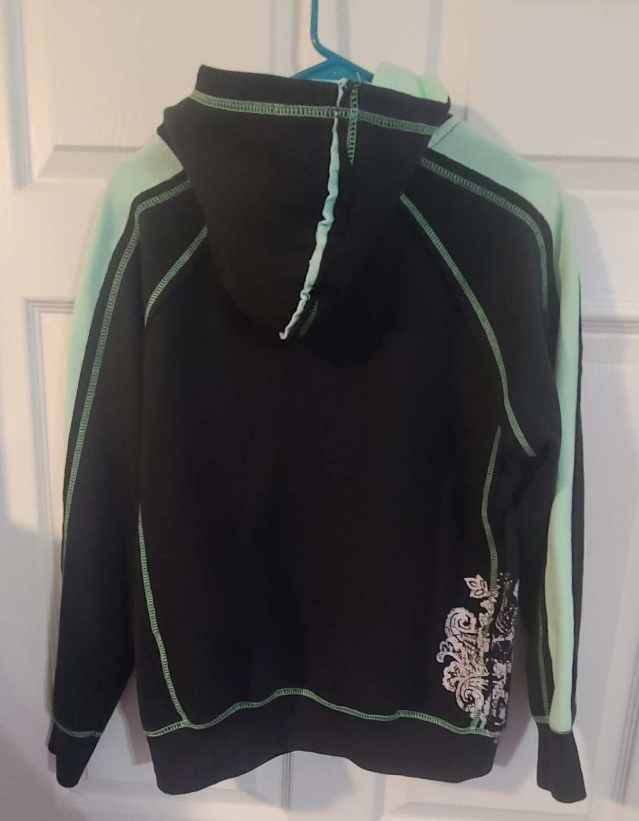 womens vertical limit jacket,large - image 3