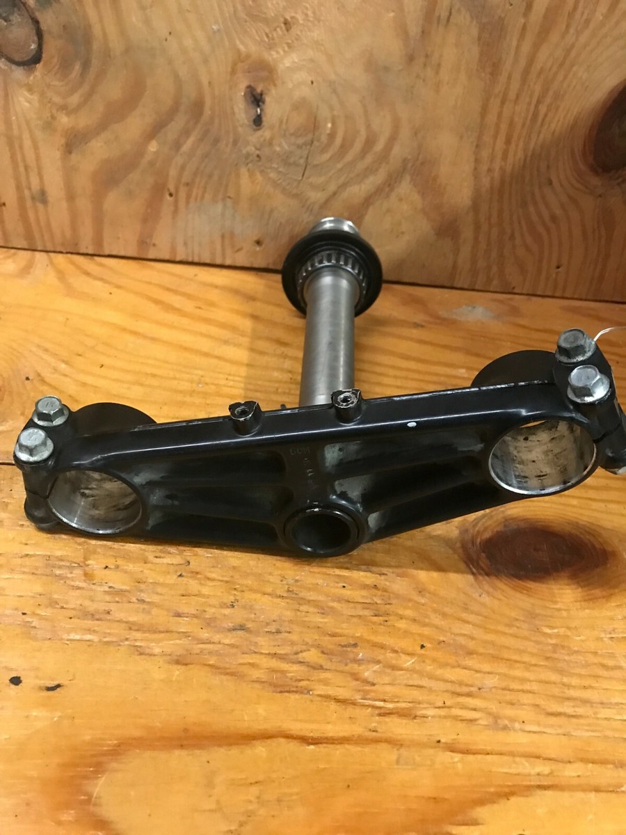 1996 Kawasaki Ninja ZX11 OEM LOWER TRIPLE CLAMP TREE STEM | eBay