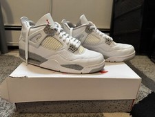 Jordan 4 Retro Mid White Oreo VERY GOOD Condition CT8527-100 Slight Box Damage 