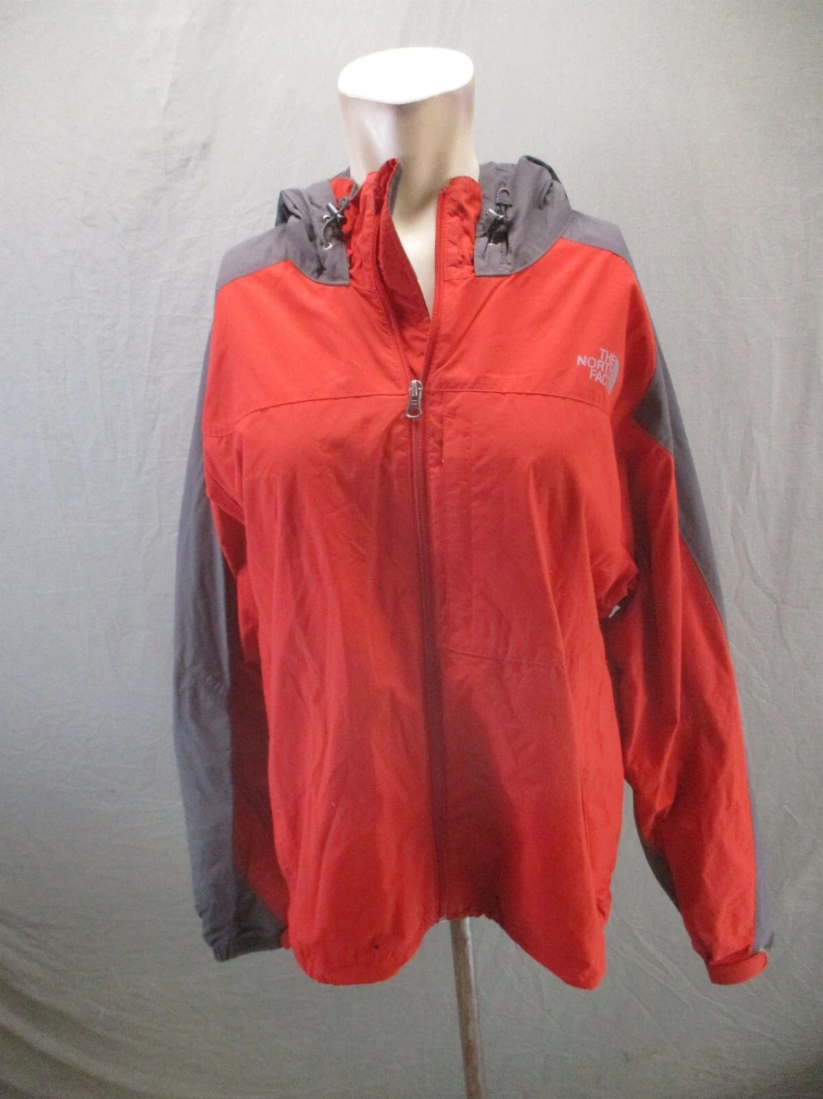 The North Face Size L Mens Red Full Zip Stand Collar Hood Pocket Windbreaker 058