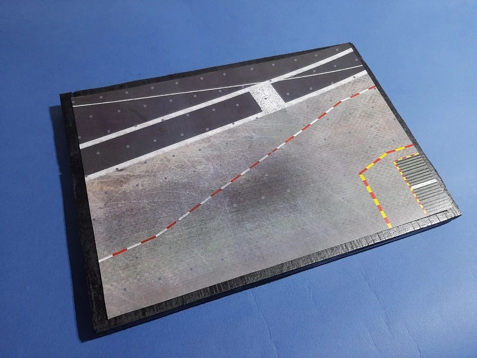 Carrier Deck 1/48 Diorama Base ( cm. 39,5x45,6x1 ) ready to use (A) - Immagine 2 di 2