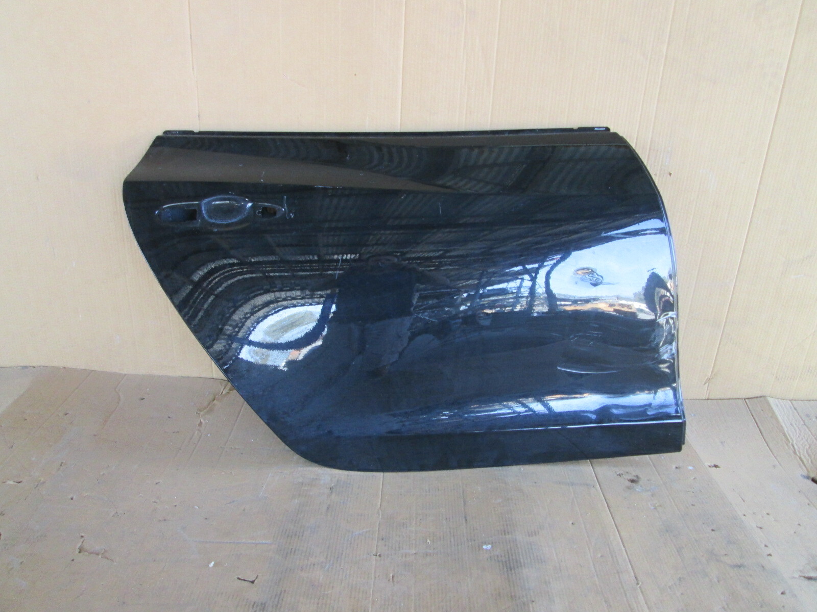 Maserati Quattroporte 2014+ - RH Rear Door 