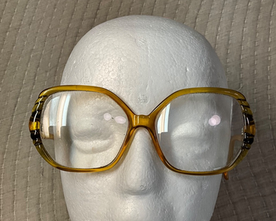 Christian Dior ヴィンテージ Optyl Germany 2054 VINTAGE CHRISTIAN DIOR EYEGLASS FRAMES 2054 AMBER GERMANY 20 52-14
