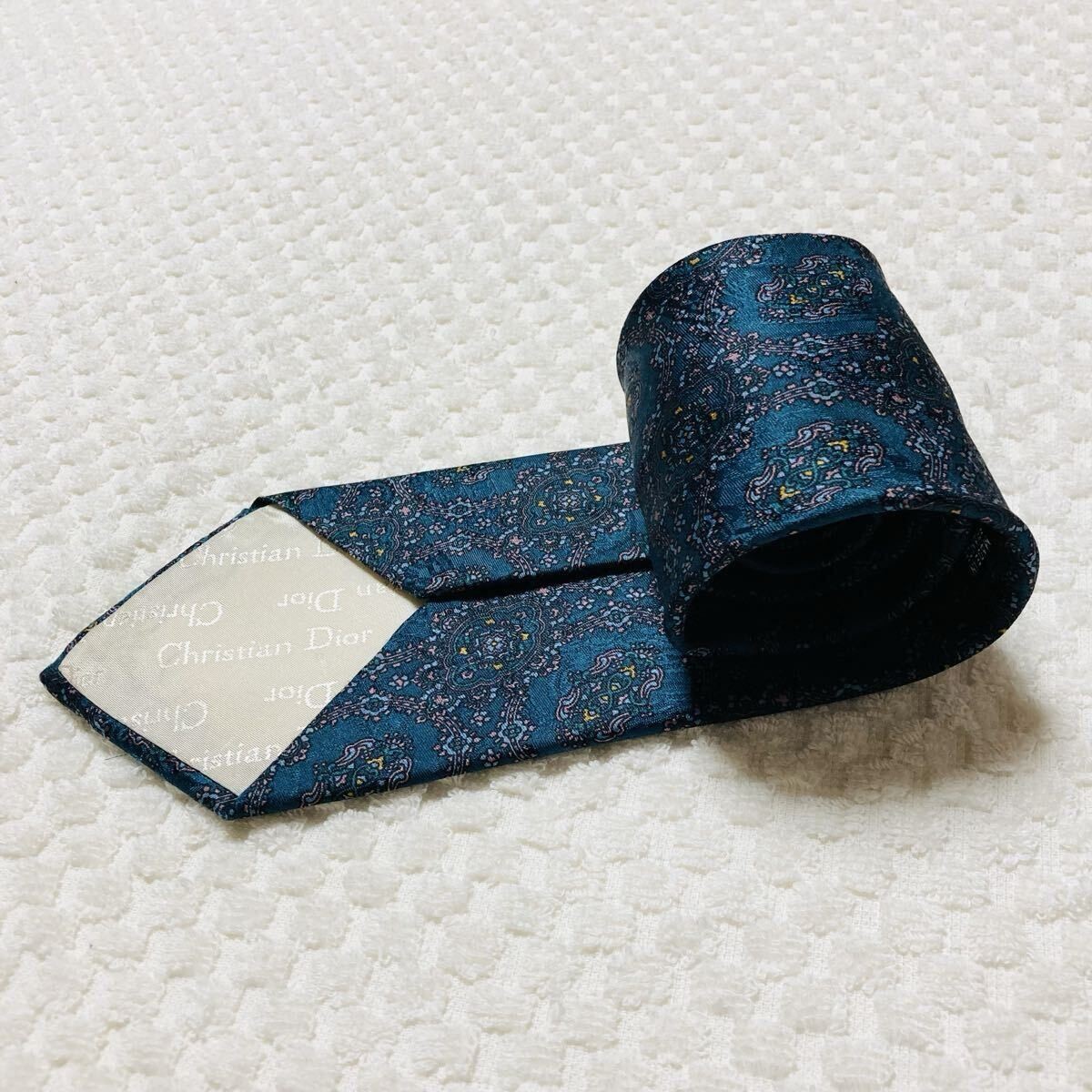 Excellent condition Christian Dior tie floral pattern jewelry gemstone all over thumbnail 3