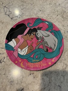 VINTAGE Disney Hunchback of Notre Dame Esmerelda Melamine Plate Designs 8"