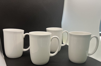 Vtg Set Of 4 White Wedgwood Fine Bone China Mugs Cups READ
