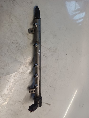 31A* Mercedes Benz MB W169 W245 Kraftstoffverteiler Einspritzleiste A6400701295