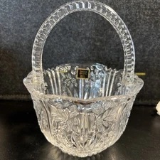 Vintage Oneida Crystal Spring Lace Basket 5" x 7" Easter Candy Dish Potpourri