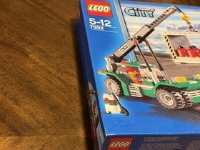 New LEGO City 7992 Container Stacker Shipyard Truck Pallet Harbor Dock Town