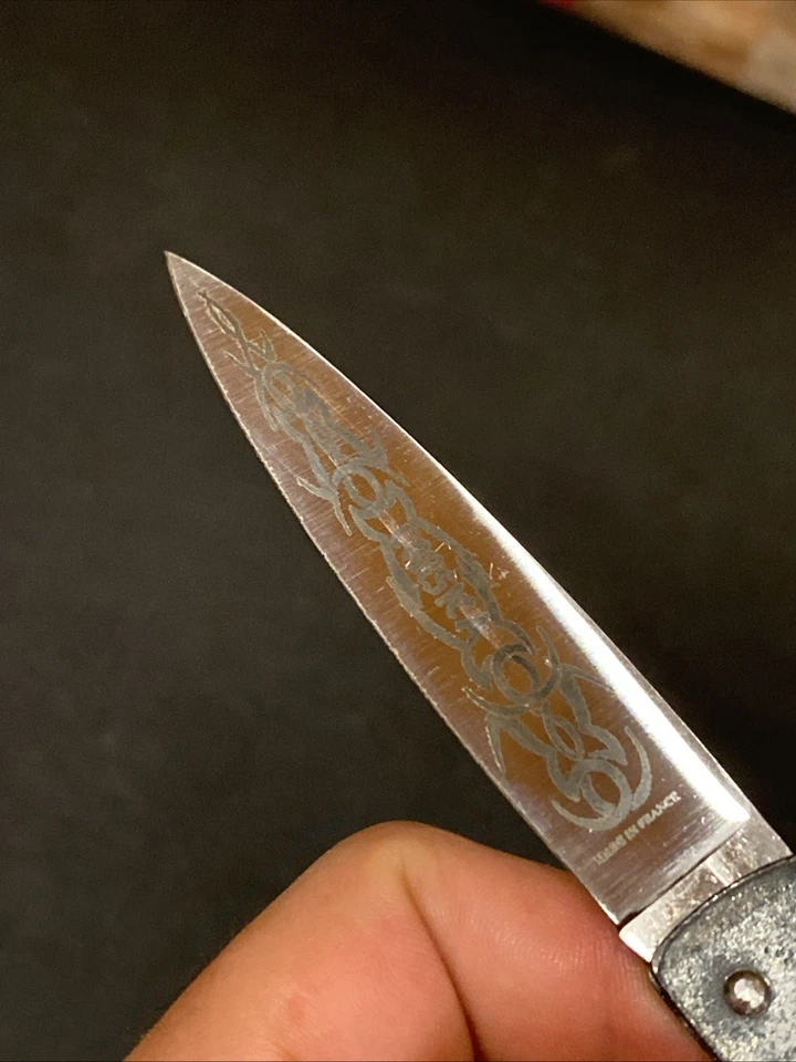 "Navaja plegable de bolsillo tradicional inspirada en La Vendetta Fred Perrin Vendedouk de 3,5""" Foto 4 de 4