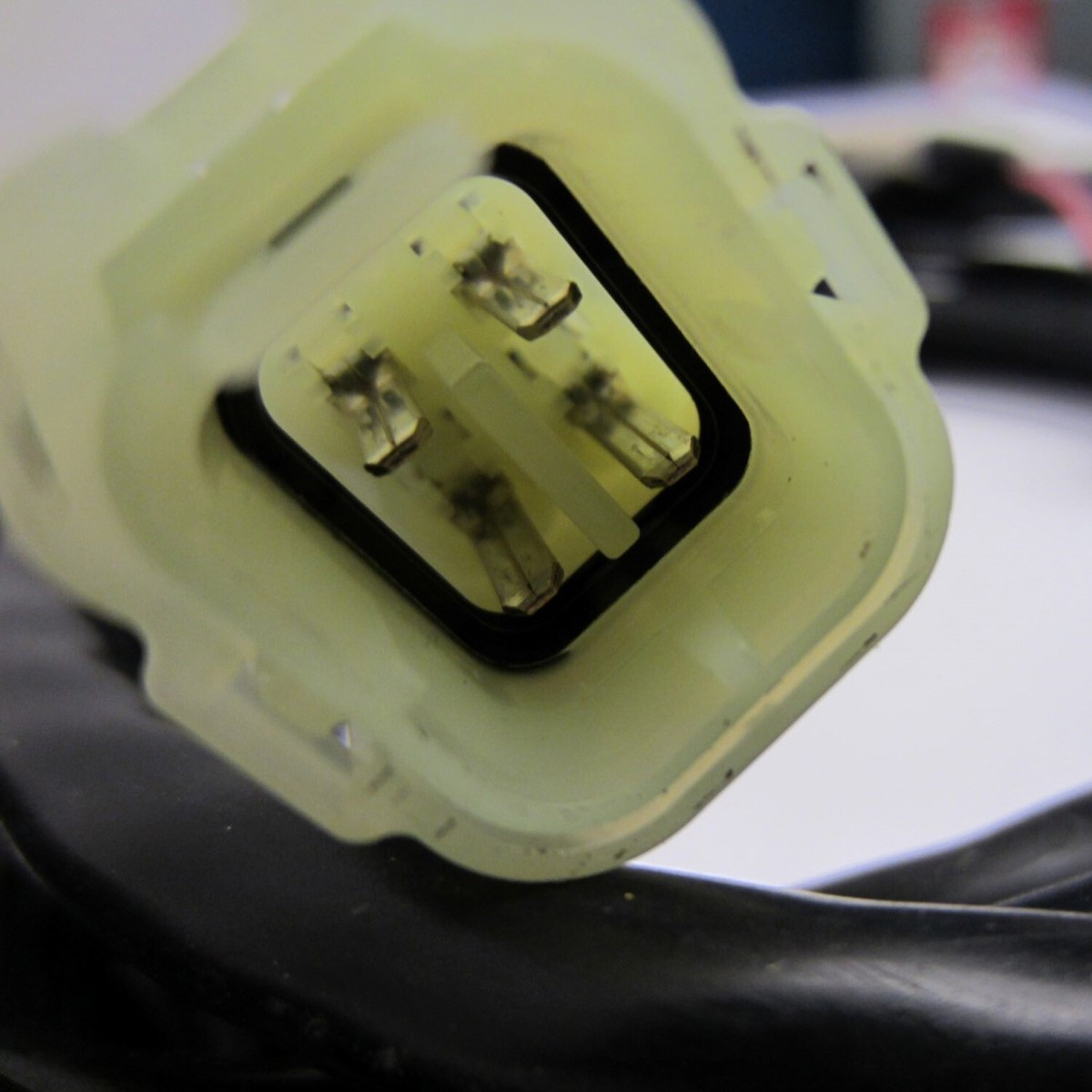 Yamaha OEM 6Y5-83653-10-00 Trim & Tilt Oil Level Sender 20ft Wire