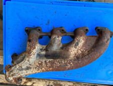 Mercedes W201 190 W124 M102 Abgaskrümmer Auspuffkrümmer 1021423801  mit RISS