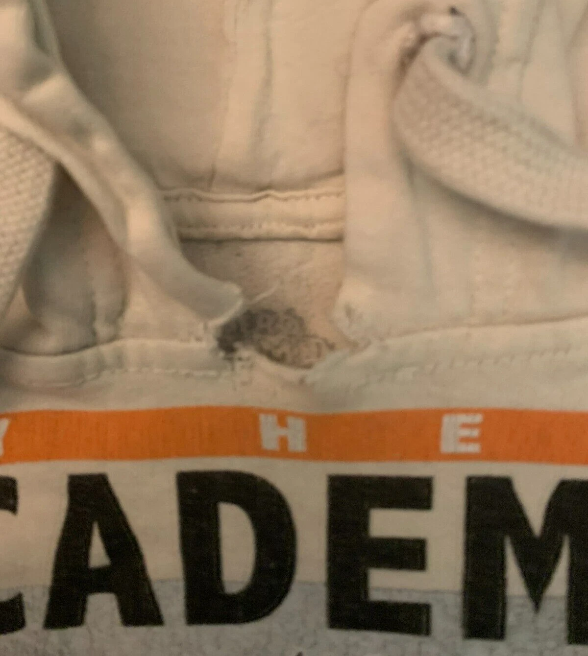 OFF WHITE Felpa con cappuccio grafica My Hero Academia One For All media bianca fuori uso arancione