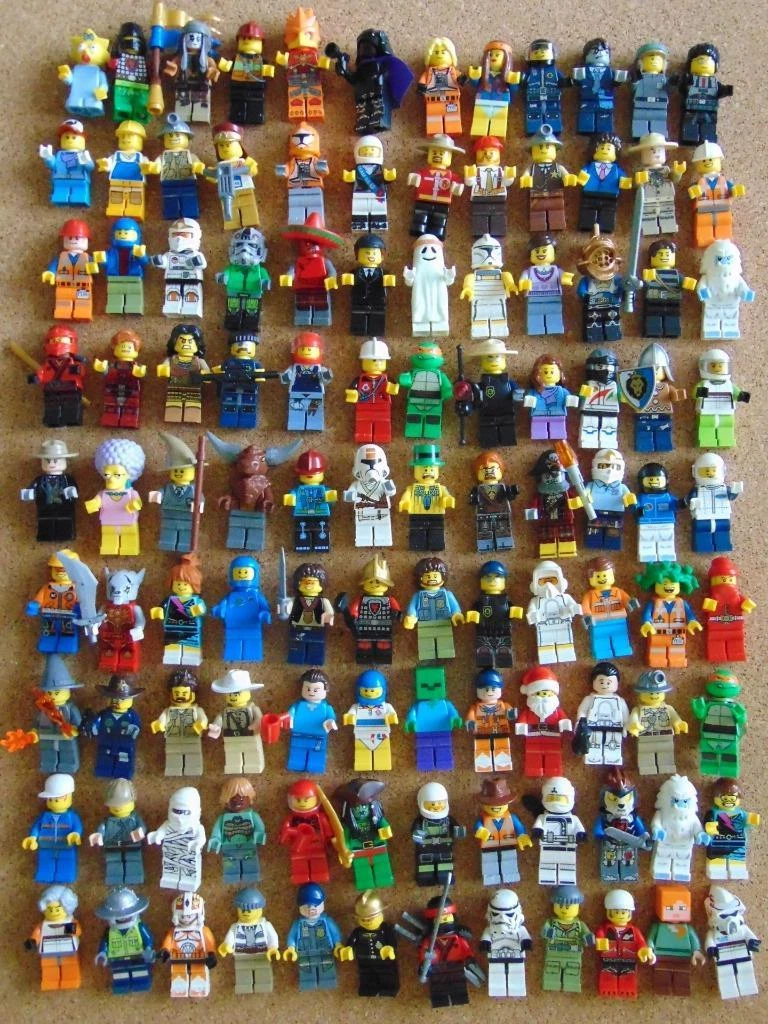 Lego Minifigures 10 x Random Lego Mini figures Accessories Star Wars etc  Bundle