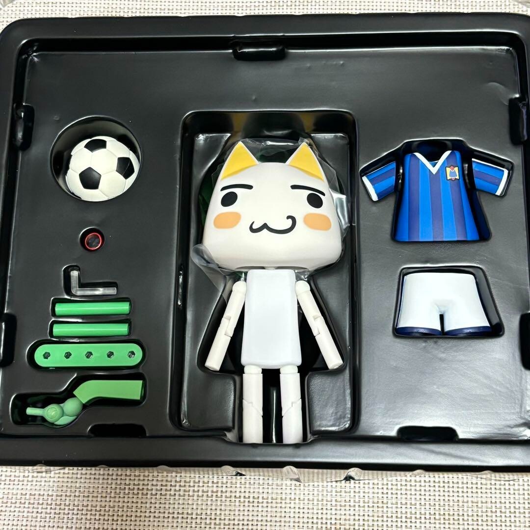 Kaiyodo Prize Revoltech Kuro & Toro Soccer ver Toro Limited