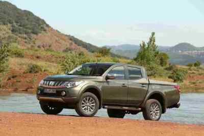 MITSUBISHI L200 Double Cab 5487 37 A4 Photo