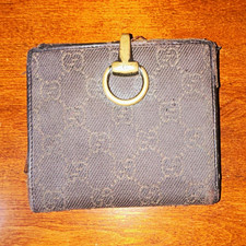 Gucci GG Logo Bifold Wallet w/ Key Ring Snap ...