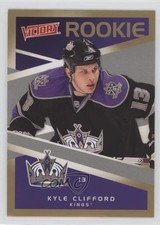 2010-11 Upper Deck Victory Rookie Gold Kyle Clifford #323 8tn