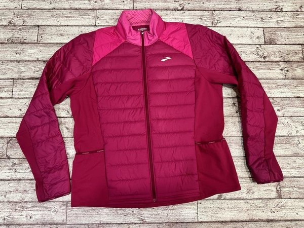 Women Brooks Jacket Purple 42 / XL / 50