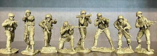 PUBLIUS Russian Special Forces Toy soldiers 1:32 Soft plastic 8 Figures