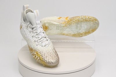 Under Armour UA Spotlight Clone MC Women s Football Cleats 3026343-100